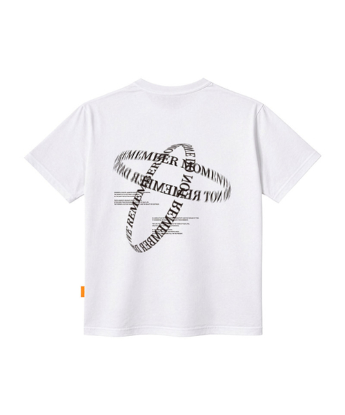 LLAMO（エラモ）の「リメンバー 半袖Tシャツ 男女共用 ビッグサイズ（Tシャツ/カットソー・メンズ・ホワイト/チャコールグレー/ブラック/グレー・SMALL/MEDIUM/LARGE/X-LARGE/2XL/4XL/3XL）」の7枚目の写真