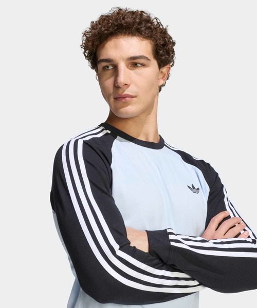 adidas(アディダス)の「スリーストライプス ロングスリーブ Tシャツ / ロンT / アディダスオリジナルス adidas Originals(Tシャツ/カットソー・メンズ・ブルー・XX-LARGE/X-SMALL/X-LARGE/LARGE/3XL/SMALL/MEDIUM)」の4枚目の写真