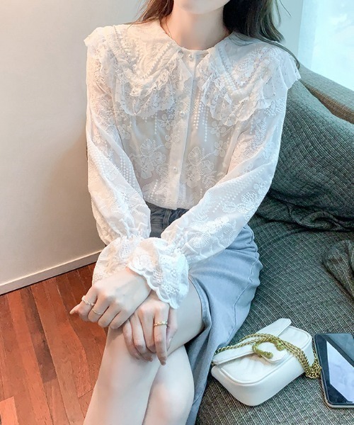 LUCPY(ラクピー)の「総レースビッグカラーブラウス(シャツ/ブラウス・レディース・ホワイト・SMALL/MEDIUM/LARGE/X-LARGE)」の5枚目の写真
