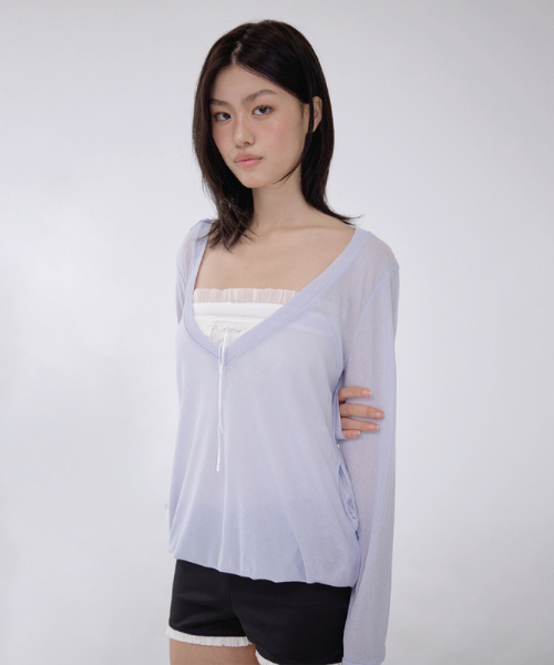 BELLIALEU（ベルリアル）の「CLOUD V-NECK ICE BLUE（Tシャツ/カットソー・レディース・その他・FREE）」の3枚目の写真