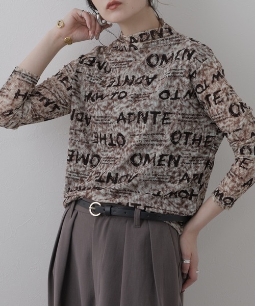 FUNALIVE(ファンアライブ)の「アルファベット英字柄モックネックカットソー 長袖(Tシャツ/カットソー・レディース・ベージュ・FREE)」の17枚目の写真