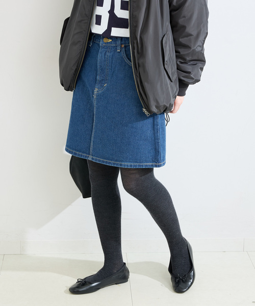 Lee(リー)の「【WEB+一部店舗限定】ウォッシャブル / Lee / リー MINI SKIRT(デニムスカート・レディース・ネイビー/ライトブルー・SMALL/MEDIUM)」の4枚目の写真