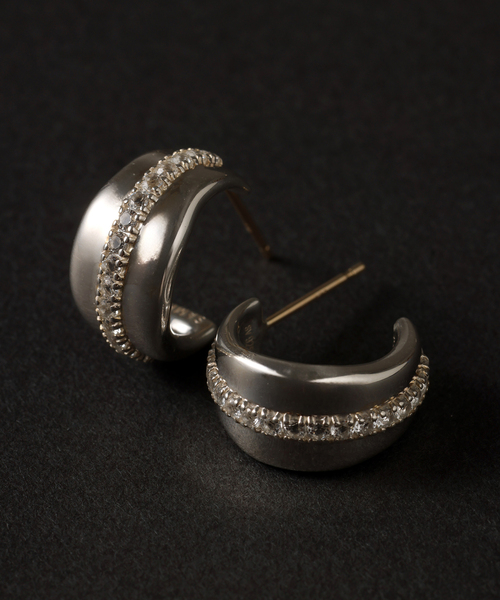 Lilas（リラ）の「【SAMH by LILAS】ホワイトトパーズラインピアス SV（両耳）（ピアス（両耳用）・レディース・シルバー・FREE）」の3枚目の写真