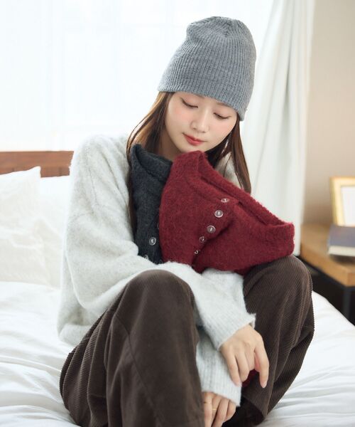 RETRO GIRL(レトロガール)の「ヘンリーネック起毛ニット(ニット/セーター・レディース・ライトグレー/チャコールグレー/レッド・FREE)」の6枚目の写真