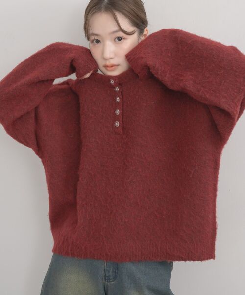 RETRO GIRL(レトロガール)の「ヘンリーネック起毛ニット(ニット/セーター・レディース・ライトグレー/チャコールグレー/レッド・FREE)」の19枚目の写真
