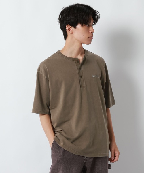 GLOBAL WORK(グローバルワーク)の「ピグメントヘンリーネックTシャツ/1054516(Tシャツ/カットソー・メンズ・ダークブラウン/オフホワイト/チャコールグレー/グリーン系その他6・SMALL/MEDIUM/LARGE)」の21枚目の写真
