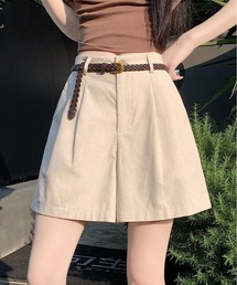 ベルト付きタック入りベーシックハーフパンツ