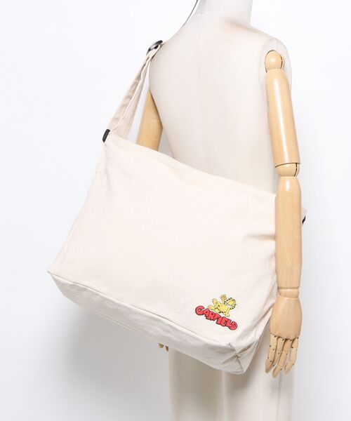 BENCH'S SELECT（ベンチセレクト）の「【GARFIELD】BIG SHOULDER ガーフィールド ショルダーバッグ　A4 PC（ショルダーバッグ・メンズ・ブラック/ナチュラル・FREE）」の6枚目の写真