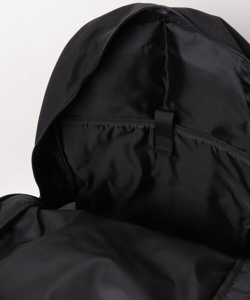 Lee(リー)の「【Lee/リー】【容量23L 撥水加工を施したポリエステル素材を使用】フロントメッシュリュック スポーティ テープチャーム付き デイリーユース 通勤 通学(バックパック/リュック・レディース・ブラック/ピンク/ライトグリーン・FREE)」の6枚目の写真