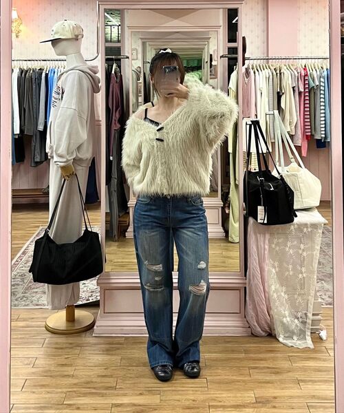 BITTER CELLS(ビターセルズ)の「ジェナデストロイドデニムパンツ-ブルー(デニムパンツ・レディース・その他・SMALL/MEDIUM/LARGE)」の4枚目の写真