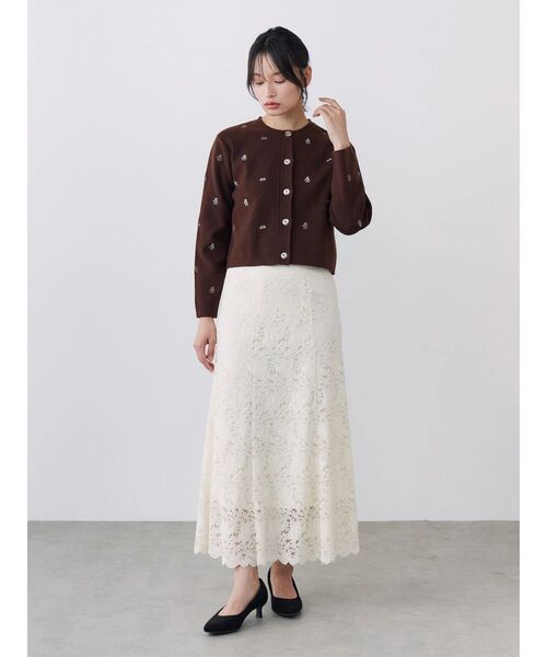 TONAL(トーナル)の「【POLOBCS】刺繍ニットカーデ(カーディガン/ボレロ・レディース・ネイビー/オフホワイト/ブラウン・MEDIUM)」の4枚目の写真