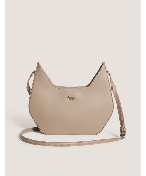 Maison Kitsune(メゾンキツネ)の「INARE BAG(ショルダーバッグ・メンズ・ライトベージュ/ブラック・U)」の10枚目の写真