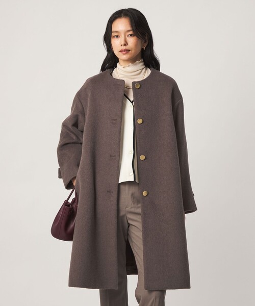 green label relaxing（グリーンレーベルリラクシング）の「アンゴラビーバー ノーカラー ロングコート（ノーカラーコート・レディース・モカ/ネイビー・38/36/40）」の22枚目の写真