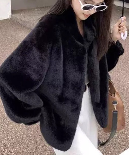 NANEA(ナネア)の「ボアスタンドカラージャケット(その他アウター・レディース・ブラック/ブラウン/アイボリー・MEDIUM/LARGE)」の6枚目の写真