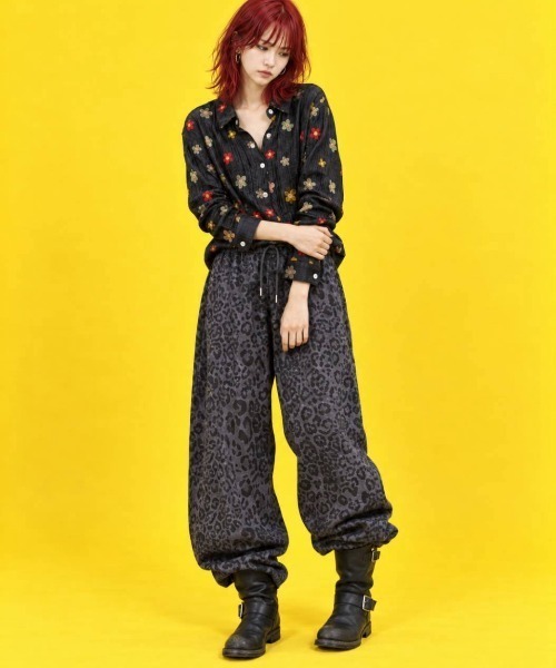 KAMINARI_TOKIO(カミナリトキオ)の「レオパード柄裾ドロストワイドパンツ(チノパンツ・レディース・フューシャピンク/ピンク/チャコールグレー/ブラウン/グレー・FREE)」の11枚目の写真