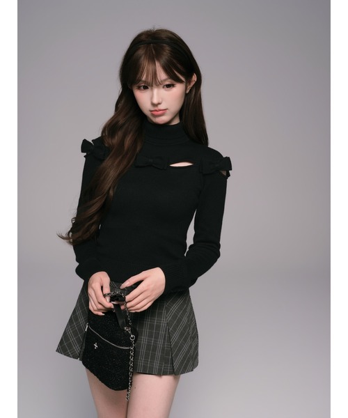 andwang(アンドワン)の「Varsity Pleated Mini Skirt(スカート・レディース・グレー/ダークグレー・MEDIUM/SMALL)」の4枚目の写真