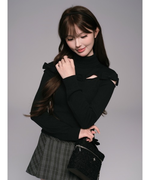 andwang(アンドワン)の「Varsity Pleated Mini Skirt(スカート・レディース・グレー/ダークグレー・MEDIUM/SMALL)」の3枚目の写真