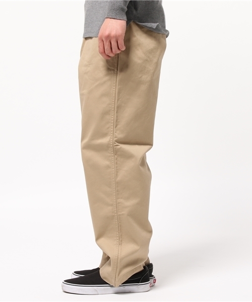 URBAN RESEARCH(アーバンリサーチ)の「UR WORK CHINO TROUSER(チノパンツ・メンズ・ベージュ/カーキ・LARGE/MEDIUM)」の12枚目の写真