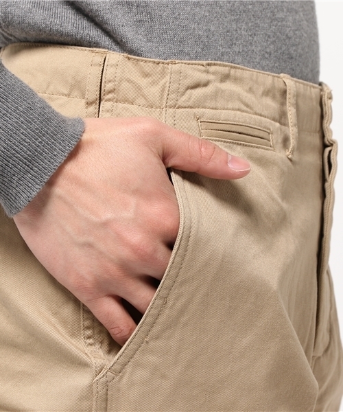 URBAN RESEARCH(アーバンリサーチ)の「UR WORK CHINO TROUSER(チノパンツ・メンズ・ベージュ/カーキ・LARGE/MEDIUM)」の10枚目の写真