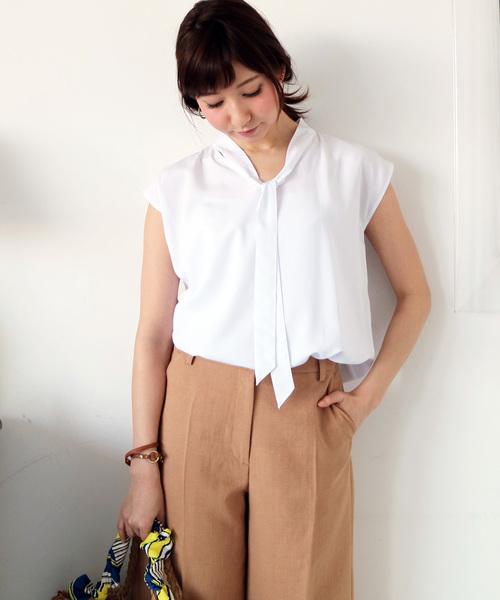 N.(N. Natural Beauty Basic)(エヌエヌナチュラルビューティーベーシック)の「リボンタイブラウス(シャツ/ブラウス・レディース・ネイビー/ホワイト/ピンク/ホワイト系その他・MEDIUM)」の10枚目の写真