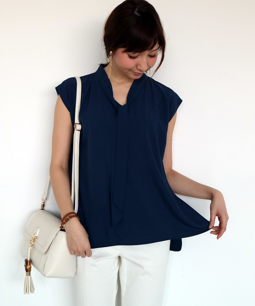 N.(N. Natural Beauty Basic)(エヌエヌナチュラルビューティーベーシック)の「リボンタイブラウス(シャツ/ブラウス・レディース・ネイビー/ホワイト/ピンク/ホワイト系その他・MEDIUM)」の16枚目の写真