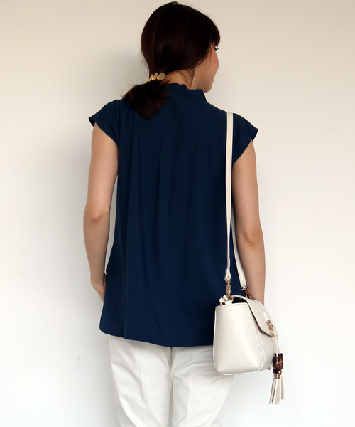 N.(N. Natural Beauty Basic)(エヌエヌナチュラルビューティーベーシック)の「リボンタイブラウス(シャツ/ブラウス・レディース・ネイビー/ホワイト/ピンク/ホワイト系その他・MEDIUM)」の14枚目の写真