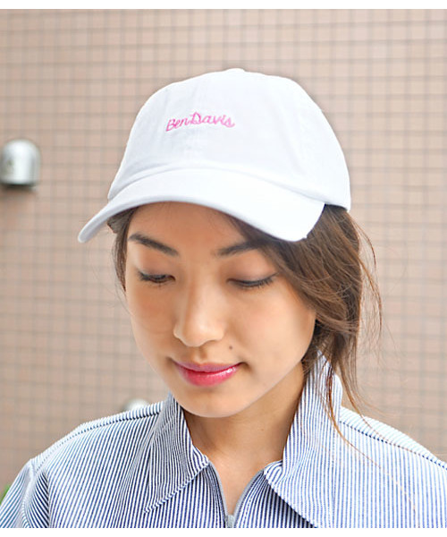 BEN DAVIS ORIGINALS（ベンデイビスオリジナルス）の「《BEN DAVIS》THE ORIGINAL LOW CAP（キャップ・メンズ・グレー/ブルー/ベージュ/ネイビー/スカイブルー/ブラック/ホワイト/グリーン/ワインレッド/ライトベージュ/ライトピンク/インディゴブルー/ライトインディゴブルー/ホワイト×ピンク/ライトグレー/ピンク系その他/サックスブルー/ブラック系その他・FREE）」の3枚目の写真