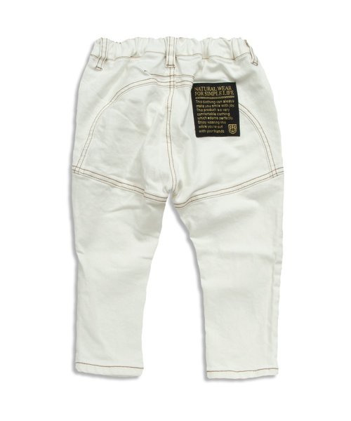 Seraph(セラフ)の「テーパードデニムパンツ(10分丈)(デニムパンツ・キッズ・サックスブルー/ネイビー/アイボリー・120/100/130/110/90/95/80/140)」の10枚目の写真