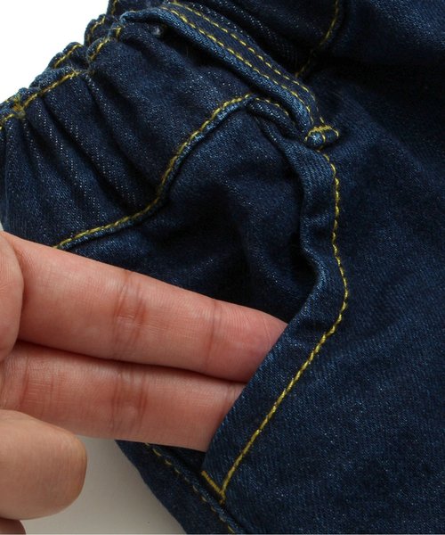 Seraph(セラフ)の「テーパードデニムパンツ(10分丈)(デニムパンツ・キッズ・サックスブルー/ネイビー/アイボリー・120/100/130/110/90/95/80/140)」の4枚目の写真