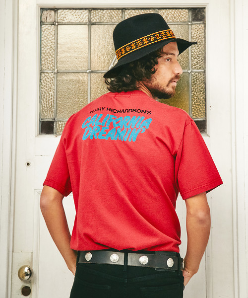 HYSTERIC GLAMOUR（ヒステリックグラマー）の「TR-CA DREAMIN’-FA pt T-SH（Tシャツ/カットソー・メンズ・レッド/ホワイト/ブラック・X-SMALL/SMALL/MEDIUM/LARGE）」の16枚目の写真