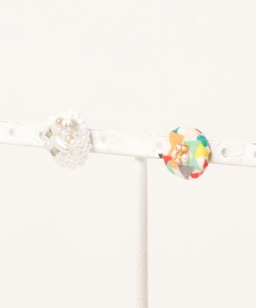 TONE SELECT GOODS(トーンセレクトグッズ)の「【ouka no mori】Dancing flowerピアス(ピアス(両耳用)・レディース・ブルー/ピンク/レッド/レッド系その他/イエロー系その他/その他/マルチ・FREE)」の7枚目の写真