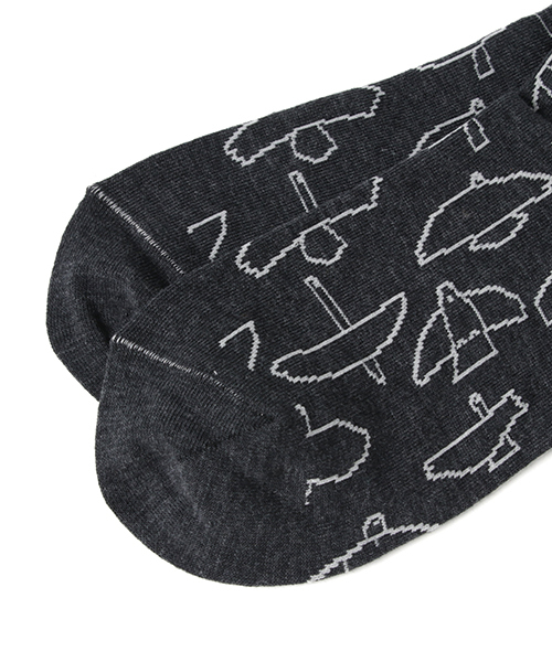 Ne-net（ネネット）の「はばたきソックス（ソックス/靴下・レディース・オフホワイト/イエロー/ダークグレー・02/03）」の6枚目の写真