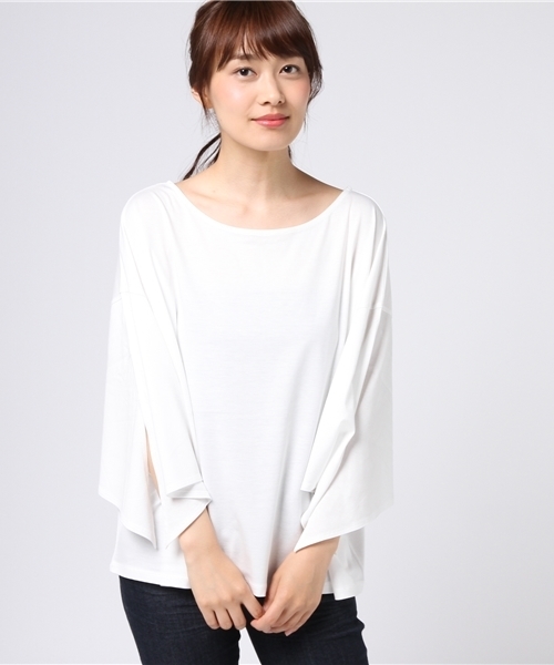 HELIOPOLE(エリオポール)の「袖コンシャスプルオーバー(Tシャツ/カットソー・レディース・ホワイト/キャメル/ブラック/ボルドー・38)」の2枚目の写真