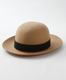 HAND-GRIP TRAVELERS HAT