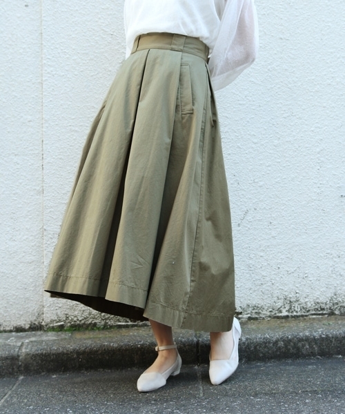PAGEBOY（ページボーイ）の「チノマキシフレアスカート（スカート・レディース・ベージュ/レッド/オフホワイト/カーキ・FREE）」の3枚目の写真