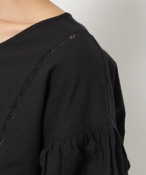 laboratory work（ラボラトリーワーク）の「チェーン刺繍ブラウス（シャツ/ブラウス・レディース・オフホワイト/ブラック/ベージュ・MEDIUM）」の16枚目の写真