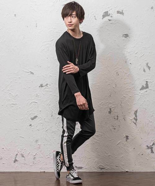 MinoriTY（マイノリティ）の「ワッフルオーバーサイズロングスリーブTシャツ（Tシャツ/カットソー・メンズ・ワイン/ライトグレー/ベージュ/ネイビー/ブラック・L/M）」の10枚目の写真