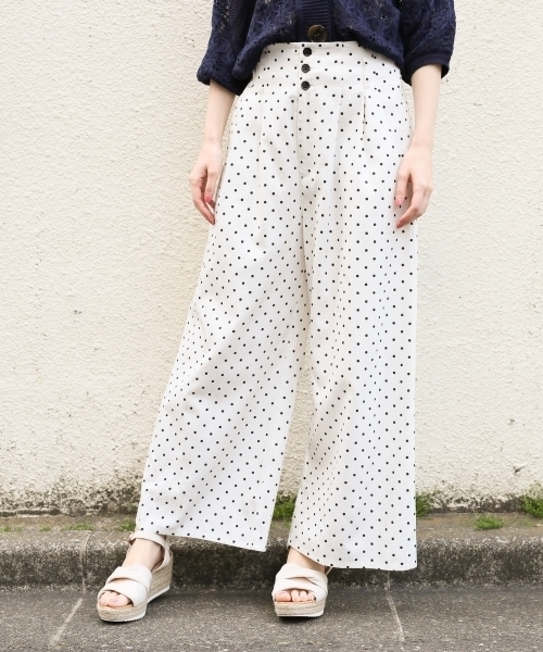Heather(ヘザー)の「サスツキDOTワイドパンツ2 798022(その他パンツ・レディース・ホワイト/ブラック/ネイビー/オレンジ系その他・M/S)」の2枚目の写真