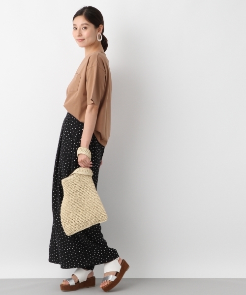 LEPSIM（レプシィム）の「USA/コットンポケツキビッグTシャツ　799469（Tシャツ/カットソー・レディース・オフホワイト/ホワイト×ブラック/ブラック/パープル/ブラウン・FREE）」の13枚目の写真