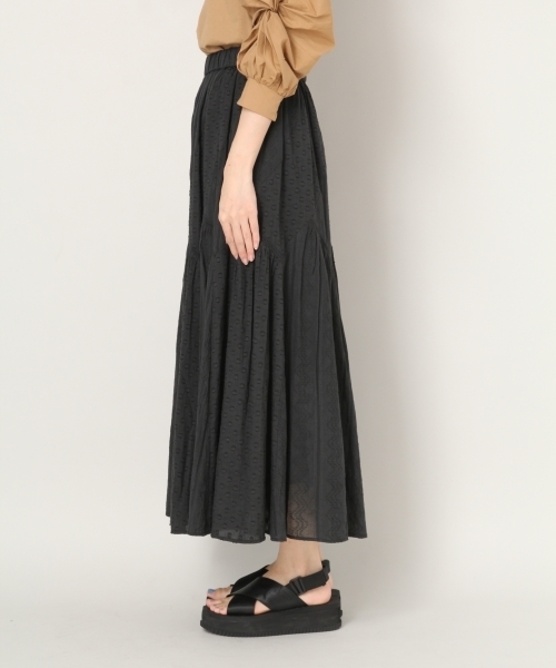 LOWRYS FARM（ローリーズファーム）の「カットドビースカート　802985（スカート・レディース・ブラック/ブラウン/レッド・FREE）」の7枚目の写真