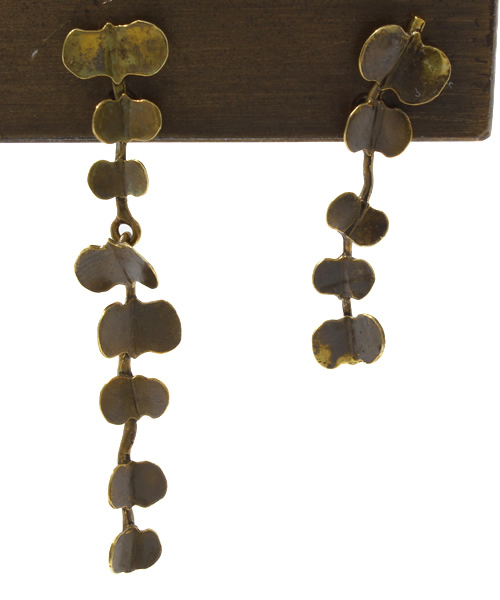 m.soeur（エムスール）の「お花のツルのピアス＊（ピアス（両耳用）・レディース・シルバー/ゴールド・FREE）」の2枚目の写真