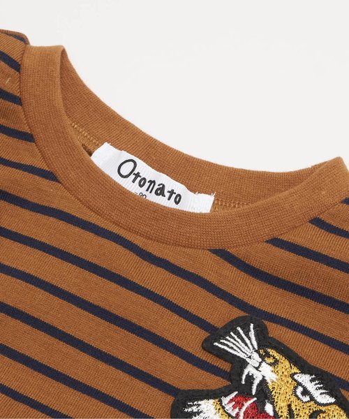 Otonato(オトナト)の「ワッペンボーダーTシャツ(Tシャツ/カットソー・キッズ・ブラウン/オフホワイト・90/120/80/100/130/110/140/95)」の11枚目の写真