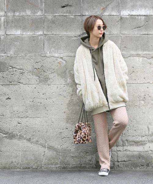 coca(coca)(コカ)の「【2WAY】MA-1×ボアリバーシブルブルゾン(ブルゾン・レディース・ブラック/カーキ/ブラウン・ONE SIZE)」の8枚目の写真