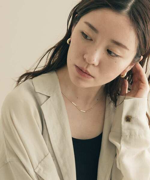 SMELLY（スメリー）の「メタルバーツナガリネックレス（ネックレス・レディース・ゴールド・-）」の6枚目の写真