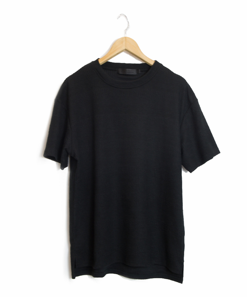 Luv maison（ラブメゾン）の「LUV・ボーダージャガード半袖 Tシャツ（Tシャツ/カットソー・メンズ・ブラック/ホワイト/ピンク・L/M）」の2枚目の写真