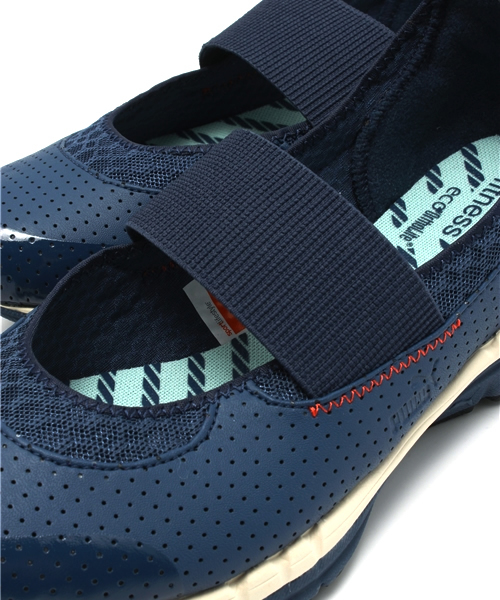 PUMA（プーマ）の「ボディートレイン NEO バレー パーフ (WOMEN) - Body Train（スニーカー・レディース・ホワイト/ブルー/アイボリー・25cm/24cm/22.5cm/23.5cm/24.5cm/23cm/25.5cm）」の9枚目の写真