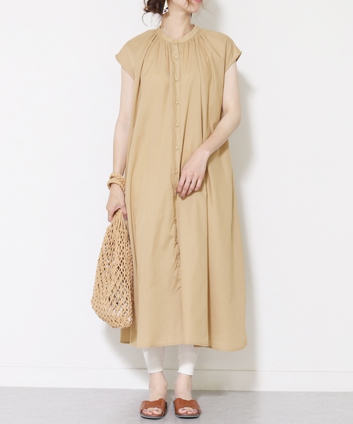 reca(レカ)の「フロントボタンギャザーボリュームワンピース(ワンピース・レディース・ホワイト/ブラック/ベージュ/パープル・M)」の15枚目の写真
