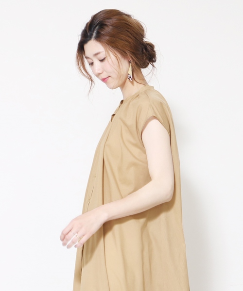 reca(レカ)の「フロントボタンギャザーボリュームワンピース(ワンピース・レディース・ホワイト/ブラック/ベージュ/パープル・M)」の17枚目の写真