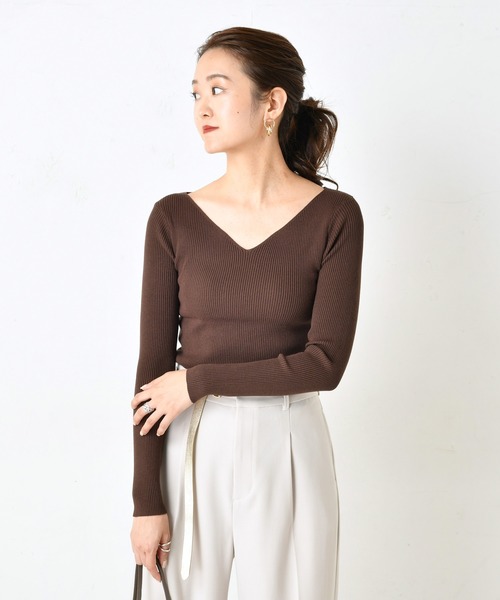 DouDou（ドゥドゥ）の「ゆるVプルオーバー（ニット/セーター・レディース・オフホワイト/ブラック/ダークブラウン/グレイッシュベージュ/ブラウン系その他/ブルー・FREE）」の16枚目の写真