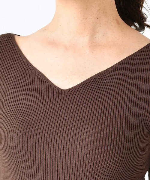 DouDou（ドゥドゥ）の「ゆるVプルオーバー（ニット/セーター・レディース・オフホワイト/ブラック/ダークブラウン/グレイッシュベージュ/ブラウン系その他/ブルー・FREE）」の19枚目の写真